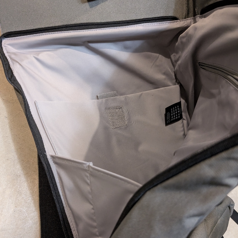 Oneplus Explorer Backpack Gray - image 5